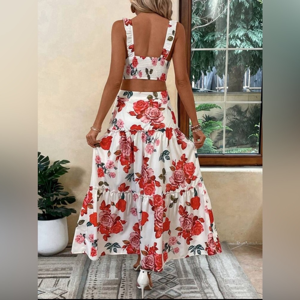 Floral Maxi Skirt - Red and Green - Picture 4 of 9